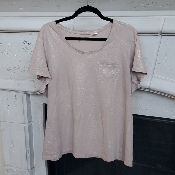 SOLD!!! CHICO'S Zenergy Matte Gold T-Shirt - Picture 1 of 4